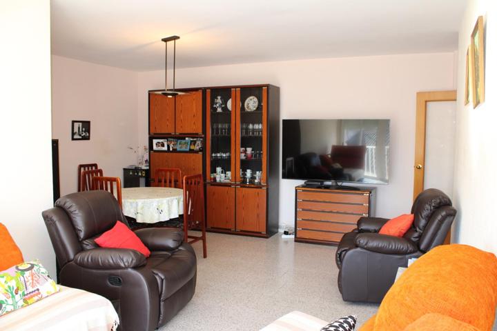 Piso de 90m2 en L´Aldea. photo 0
