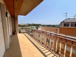 Piso en Ferreries. photo 0
