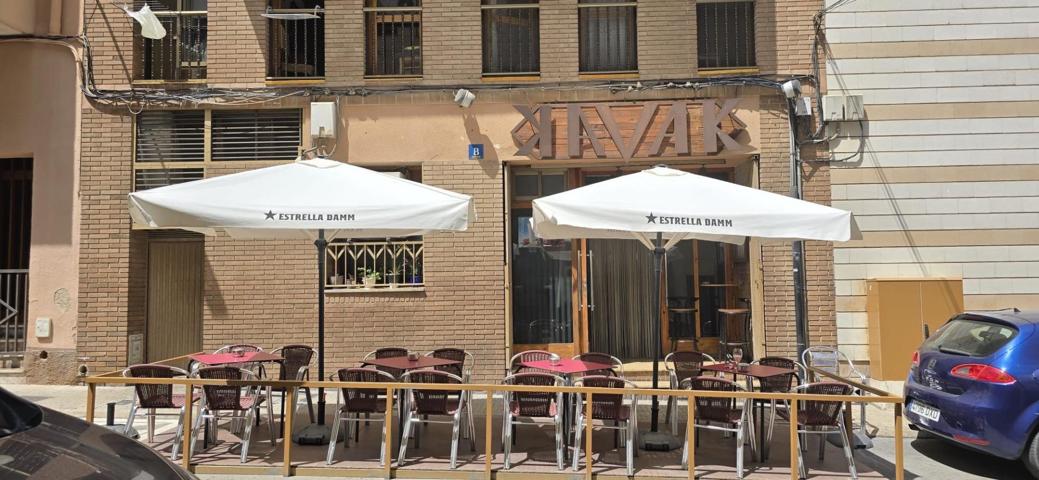 Bar Restaurante Consolidado en Venta – ¡Hazlo Tuyo Hoy! photo 0