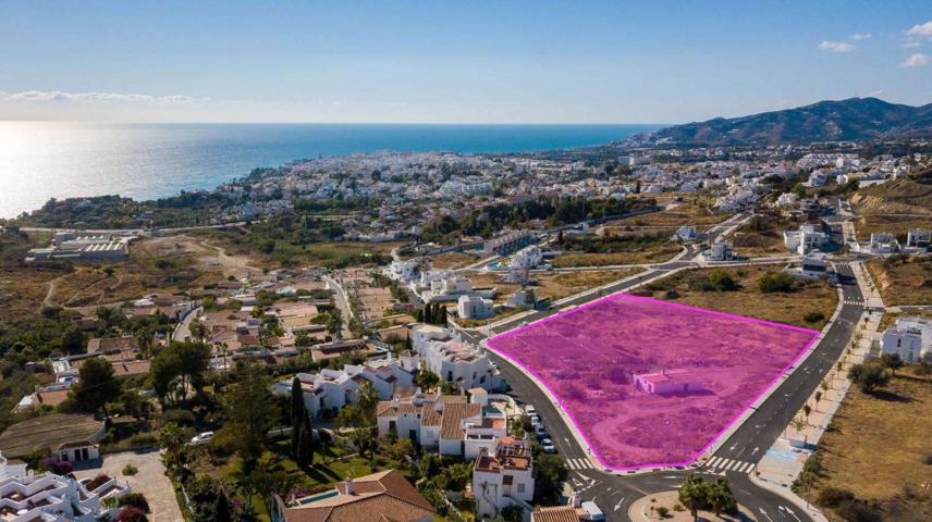 Terreno Urbanizable En venta en Nerja photo 0