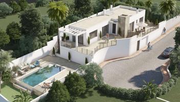 Villa En venta en Torrox photo 0