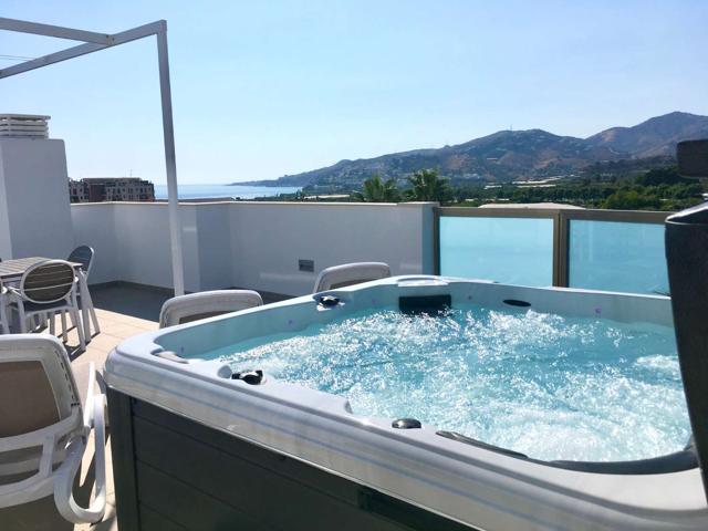 Piso En venta en Nerja photo 0