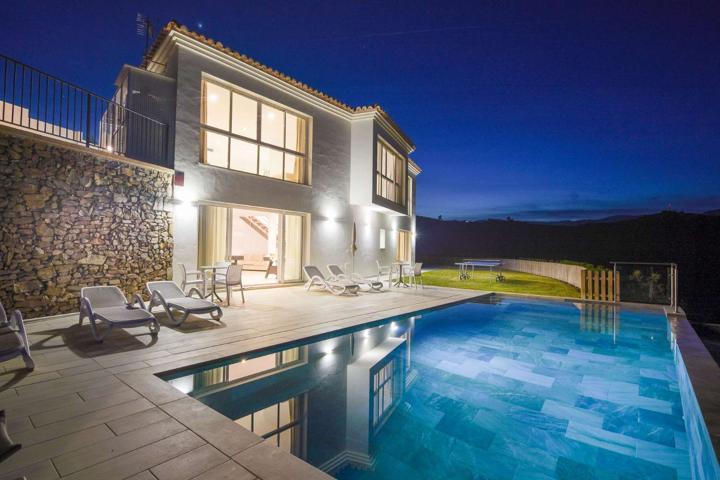 Villa En alquiler en Urbanización Naricha. 29780, Nerja (málaga), Nerja photo 0