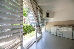 TU NUEVO HOGAR A POCOS PASOS DE LA PLAYA DE LA PINEDA photo 0