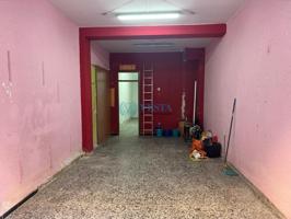 ALQUILER DE LOCAL COMERCIAL EN REUS photo 0