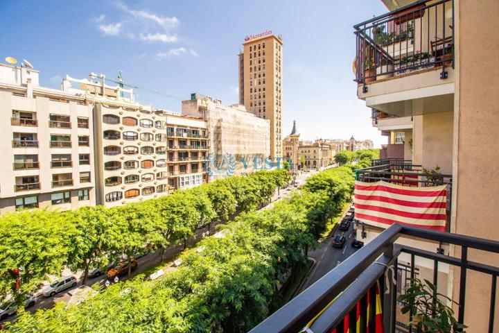 UN PISO CON HISTORIA EN LA RAMBLA NOVA DE TARRAGONA photo 0