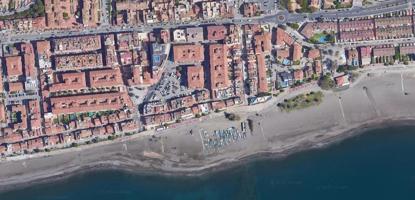 Local en venta en La Cala del Moral a 60 metros de la Playa photo 0