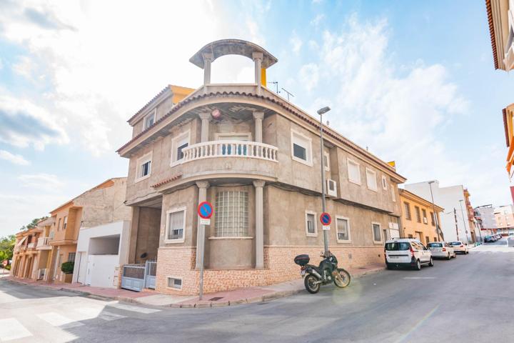 Espectacular vivienda en Molina con amplia terraza y sotano photo 0