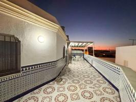 PRECIOSO ATICO A UN PASO DE LA PLAYA Y EN MAGNIFICA UBICACION photo 0