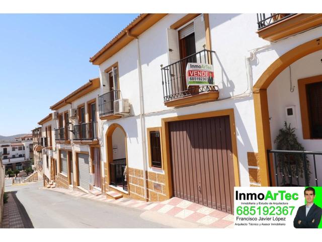 Casa adosada en venta en Íllora photo 0