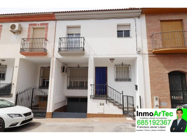 Casa adosada en venta en Íllora photo 0