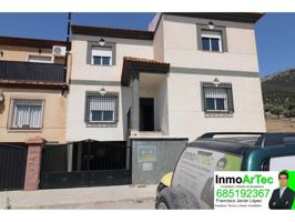 Casa en venta en Alomartes photo 0