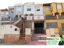 Casa en venta en Alomartes photo 0
