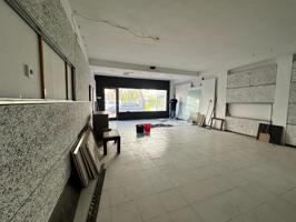 SE VENDE LOCAL COMERCIAL CON POSIBILIDAD CAMBIO DE USO A 50M DEL MAR photo 0