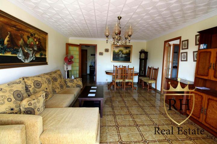 AMPLIO PISO DE 3 DORMITORIOS EN CENTRO DE FELANITX photo 0