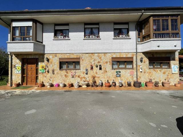 Chalet de Ensueño en Ajo, Cantabria: 4.000 m² de Terreno con Piscina Privada y Vistas al Mar photo 0