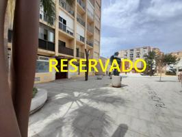 ¡¡ Con cochera Cerrada !!..... Práctico y funcional inmueble en planta baja photo 0
