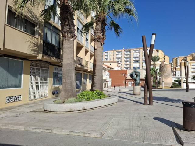 ¡¡ Con cochera Cerrada !!..... Práctico y funcional inmueble en planta baja photo 0