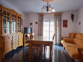 ¡¡ POR FIN !! Vivienda amplia, 3 Dormitorios photo 0