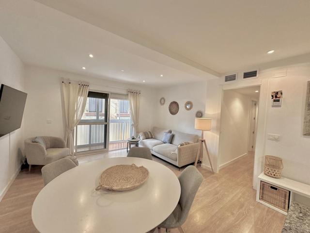Piso En venta en Puerto Deportivo, Fuengirola photo 0