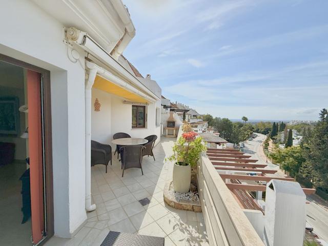Dúplex En venta en Lomas De Marbella Club-Puente Romano, Marbella photo 0