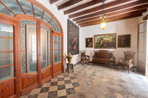 AUTÉNTICA CASA SEÑORIAL CON PATIO EN SINEU photo 0