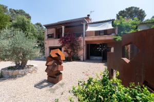 EXCLUSIVO CHALET CON VISTAS ESPECTACULARES EN GALILEA photo 0