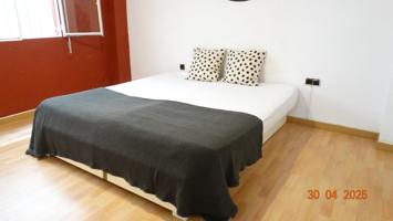 Amplia vivienda en venta con terraza en la Raiosa photo 0