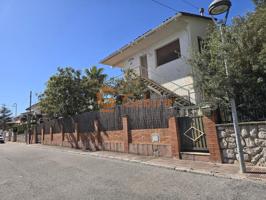 CASA CON 2 VIVIENDAS INDEPENDIENTES photo 0
