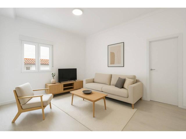 Piso en venta en Pradolongo(28026) photo 0