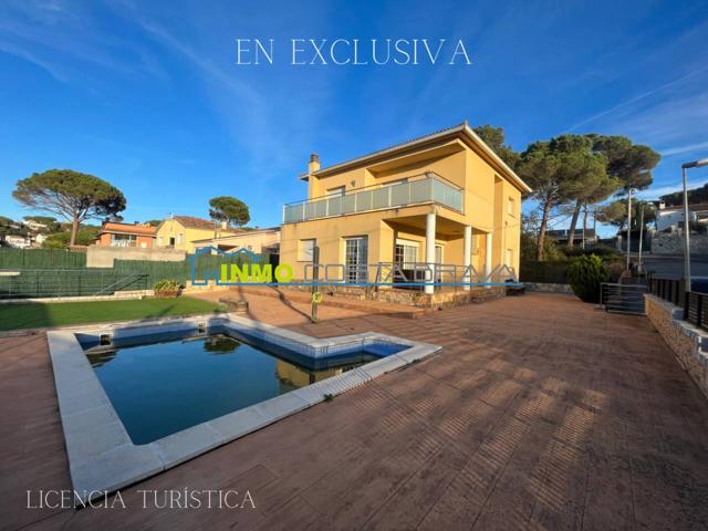 ¡EN EXCLUSIVA! CASA CON PISCINA Y LICENCIA TURÍSTICA EN TERRAFORTUNA photo 0