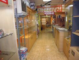 Local comercial en venta en Alzira photo 0