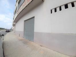 Local comercial en venta en Carcaixent photo 0