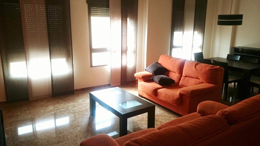 Se vende piso en Alzira muy céntrico. photo 0