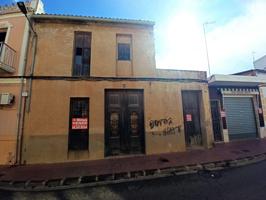 Se vende casa para reformar en Corbera photo 0