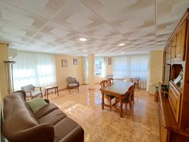 Maravilloso piso en venta en el centro de Alzira photo 0