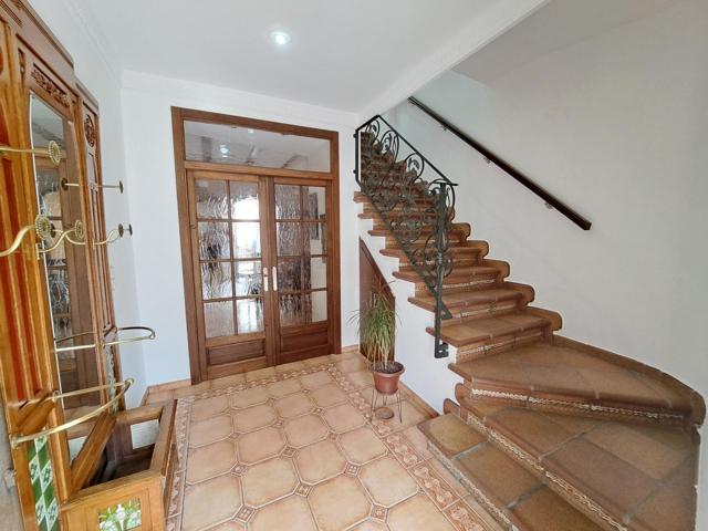 ESTUPENDA CASA EN VENTA CON PATIO INTERIOR Y POSIBILIDAD DE ADQUIRIR OTRA CASA CONTIGUA photo 0