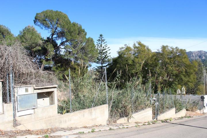 Solar en venta en la urbanización El Respirall photo 0
