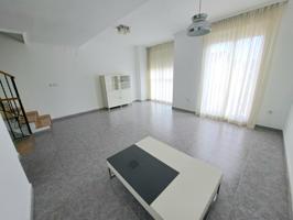 Se vende precioso adosado en Alzira photo 0