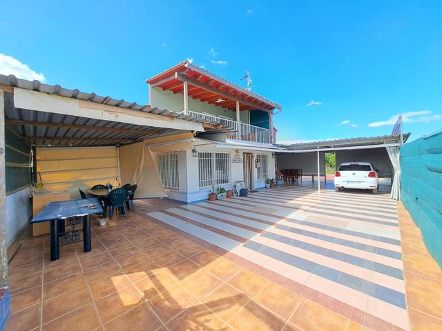 ESTUPENDO CHALET A LA VENTA EN BENICULL photo 0