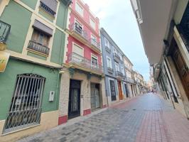CASA DE 3 ALTURAS EN PLENO CENTRO DE ALZIRA photo 0