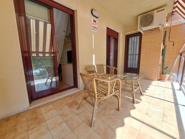 ¡Oportunidad única en Alzira! Precioso piso en venta justo enfrente del Parque Alquenencia photo 0