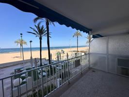 SE VENDE APARTAMENTO EN PRIMERA LÍNEA PARA REFORMAR photo 0