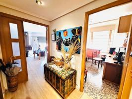 Piso semireformado en venta en Carcaixent-Zona Avenidas photo 0