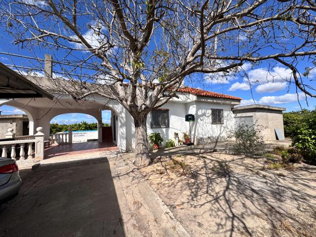 CASA DE CAMPO CON PISCINA Y POZO PROPIO photo 0