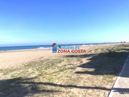 Apartamento en la playa con piscina y garaje photo 0