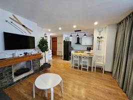 Piso En alquiler en Vielha E Mijaran photo 0