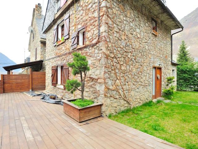 Piso En venta en Naut Aran photo 0