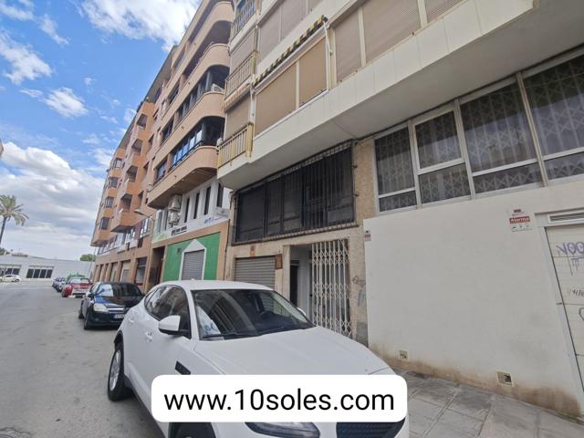 Local En venta en Orihuela photo 0