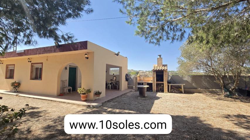 Casa En venta en Jacarilla photo 0